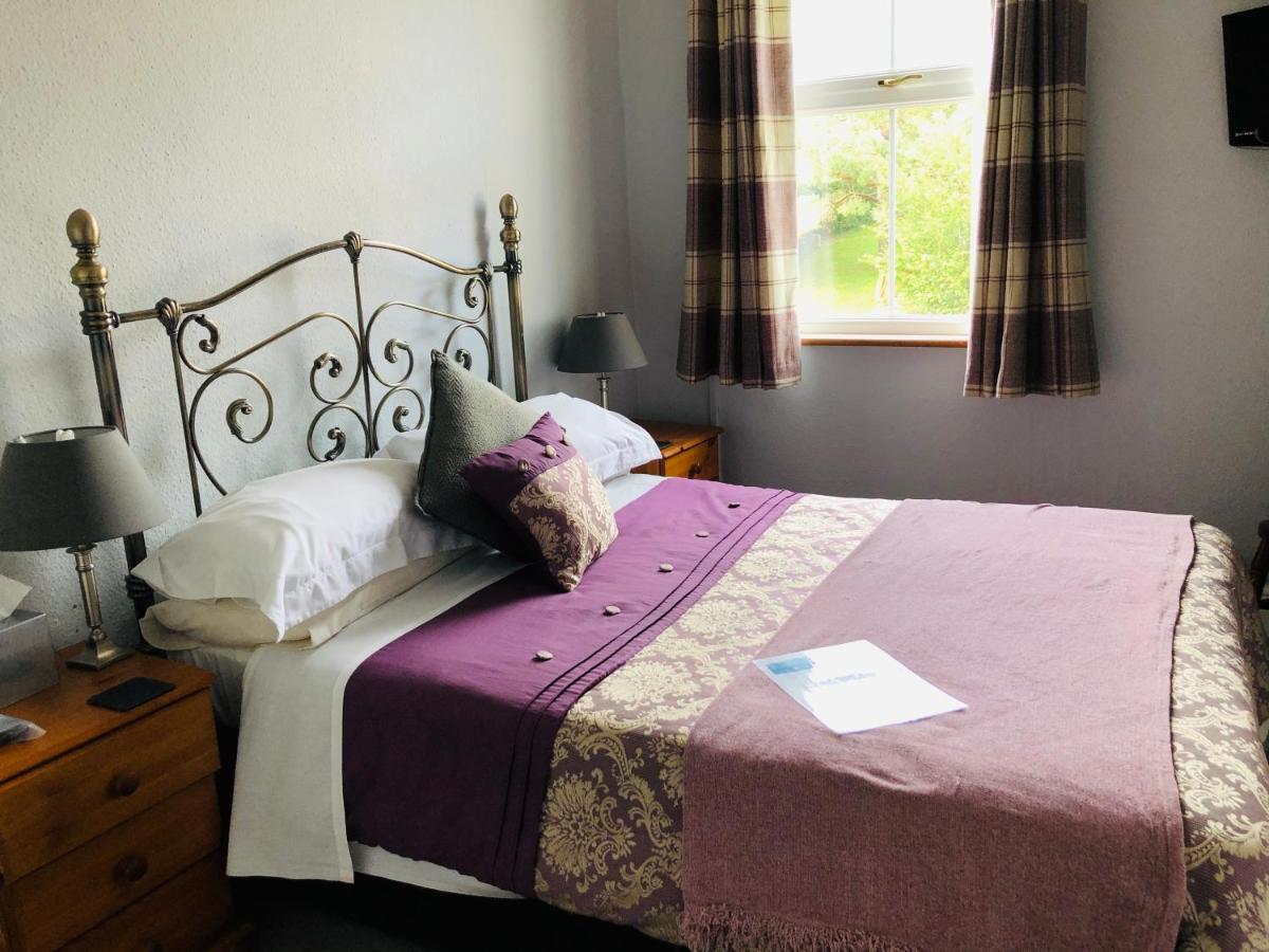 Brook House Bed & Breakfast บรอดเวย์ ภายนอก รูปภาพ